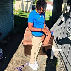 Meet your Posher, Chuck